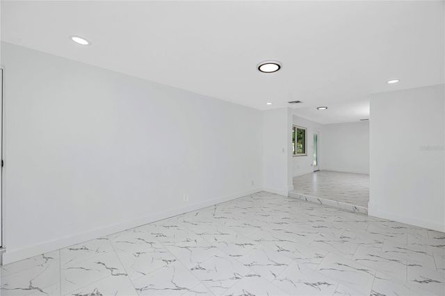 4095 LOCUST STREET NE, St Petersburg, FL 33703