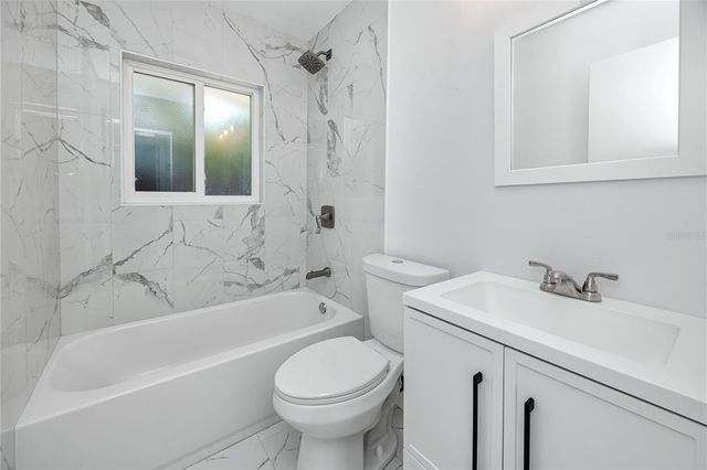 4095 LOCUST STREET NE, St Petersburg, FL 33703