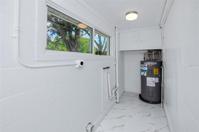 4095 LOCUST STREET NE, St Petersburg, FL 33703
