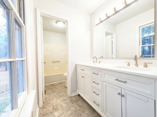 7594 Beverly Drive, Fayetteville, NC 28314