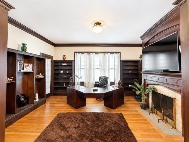 86 Bowdoin St, Springfield, MA 01109