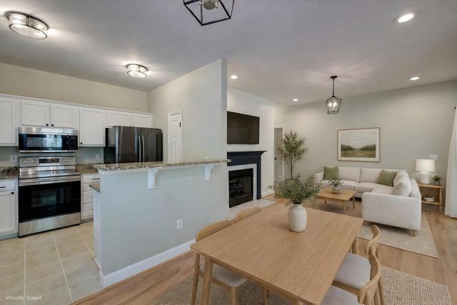 2331 Tall Sail Drive 804-D, Charleston, SC 29414
