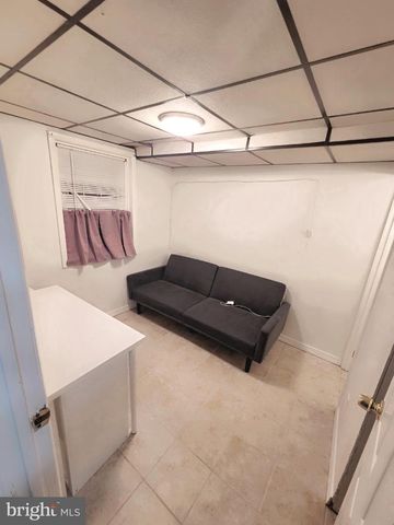 1539 SUMMIT ST, Linwood, PA 19061