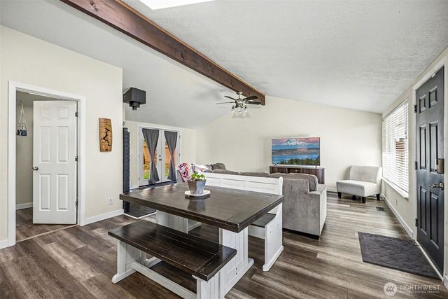 12211 109th Avenue Ct E, Puyallup, WA 98374