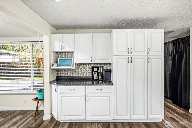 12211 109th Avenue Ct E, Puyallup, WA 98374