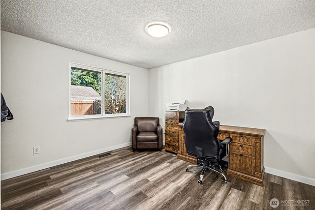 12211 109th Avenue Ct E, Puyallup, WA 98374