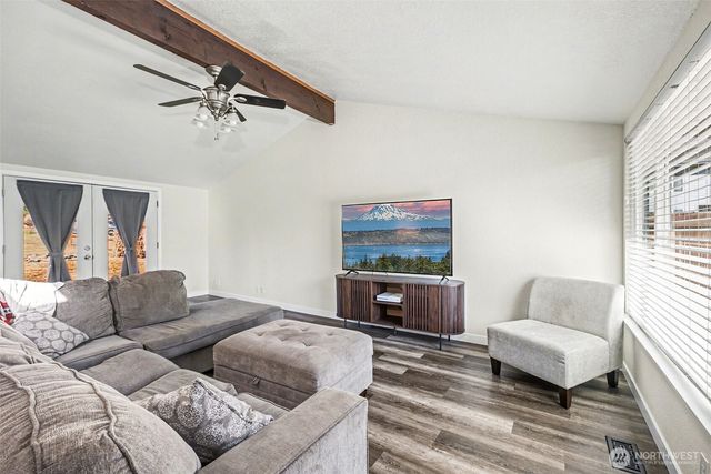 12211 109th Avenue Ct E, Puyallup, WA 98374