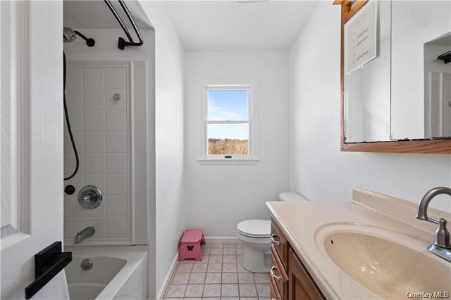 4430 State Route 94, Florida, NY 10921