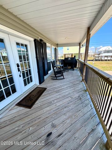 4003 Kyushu Street, Bay Saint Louis, MS 39520