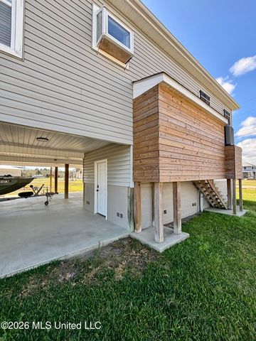 4003 Kyushu Street, Bay Saint Louis, MS 39520