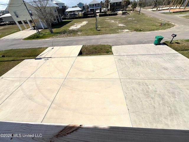 4003 Kyushu Street, Bay Saint Louis, MS 39520