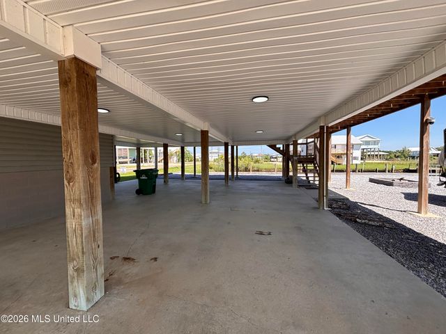 4003 Kyushu Street, Bay Saint Louis, MS 39520