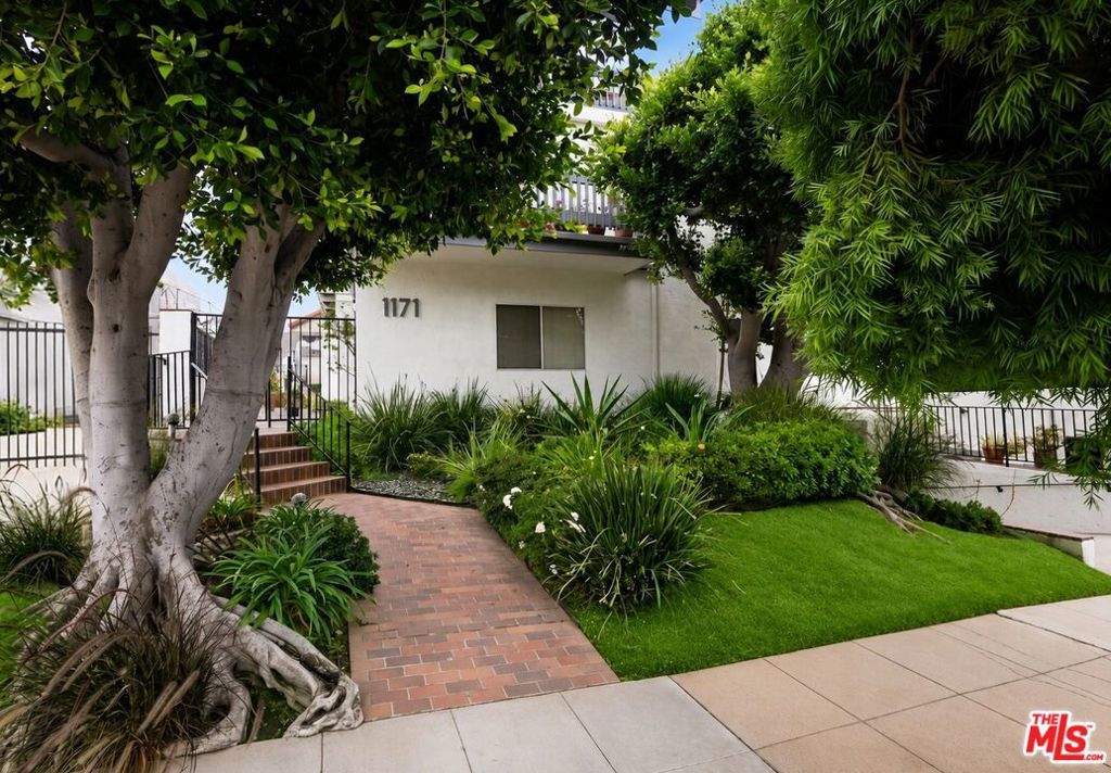 1171 Stanford Street 3, Santa Monica, CA 90403 — photo 2