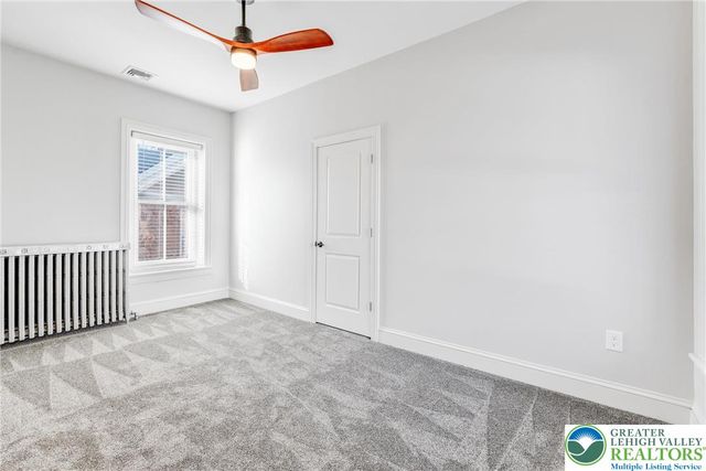 240 Franklin 2, Alburtis Boro, PA 18011