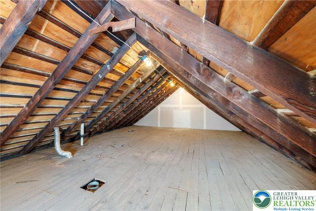 240 Franklin 2, Alburtis Boro, PA 18011