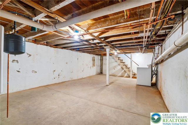 240 Franklin 2, Alburtis Boro, PA 18011