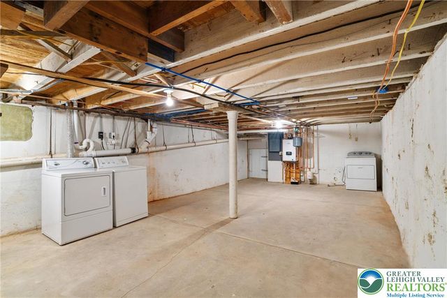 240 Franklin 2, Alburtis Boro, PA 18011