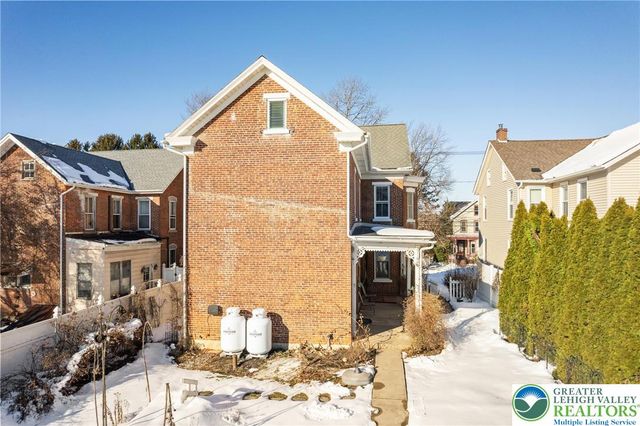 240 Franklin 2, Alburtis Boro, PA 18011