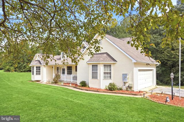 6870 HAWKINS GATE RD, La Plata, MD 20646