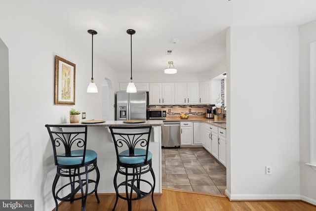 6870 HAWKINS GATE RD, La Plata, MD 20646