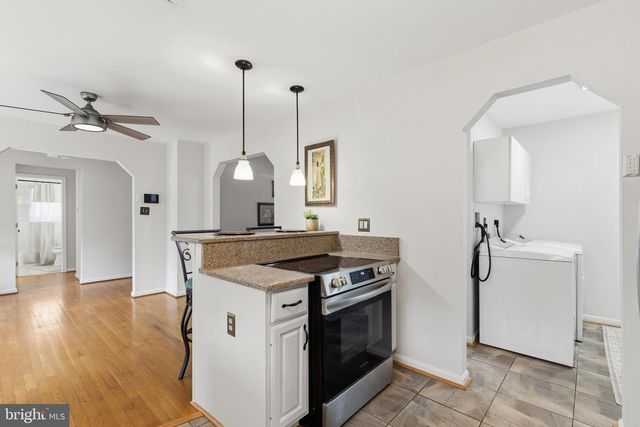 6870 HAWKINS GATE RD, La Plata, MD 20646