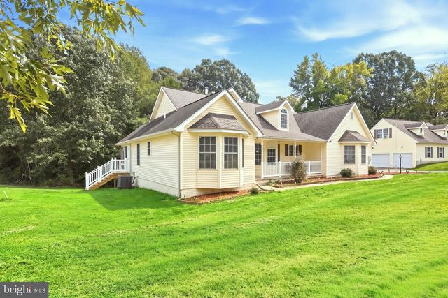 6870 HAWKINS GATE RD, La Plata, MD 20646