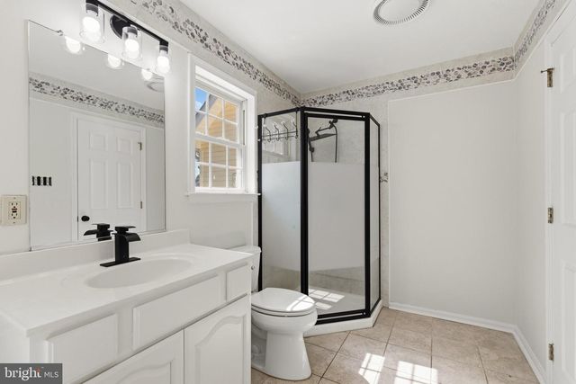 6870 HAWKINS GATE RD, La Plata, MD 20646