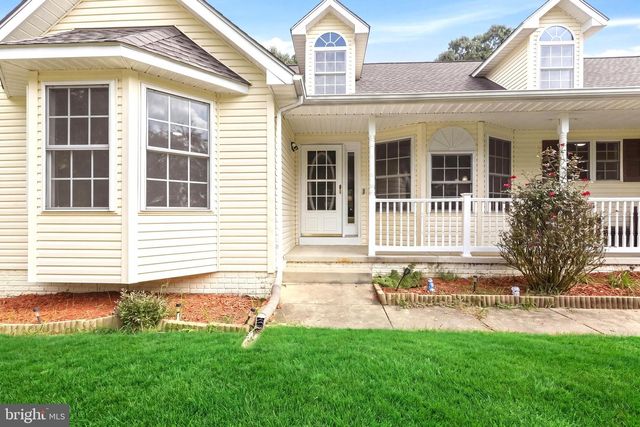 6870 HAWKINS GATE RD, La Plata, MD 20646