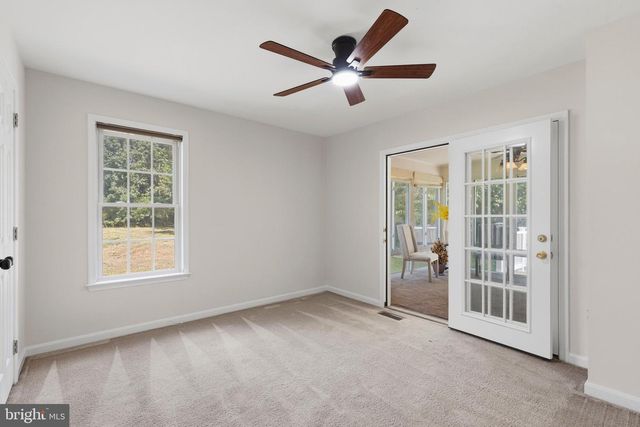 6870 HAWKINS GATE RD, La Plata, MD 20646