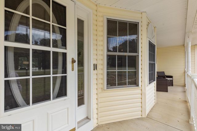 6870 HAWKINS GATE RD, La Plata, MD 20646