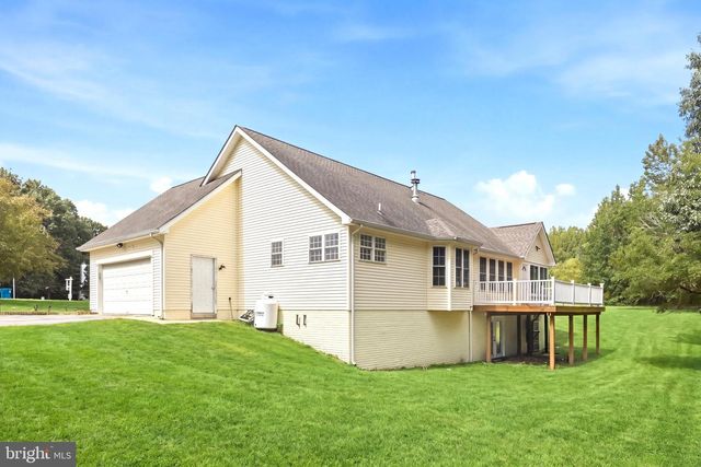 6870 HAWKINS GATE RD, La Plata, MD 20646