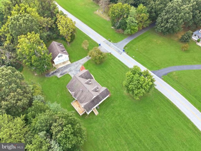6870 HAWKINS GATE RD, La Plata, MD 20646
