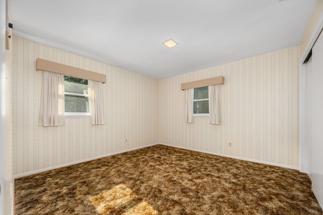 307 Golf Club Ln, Tullahoma, TN 37388