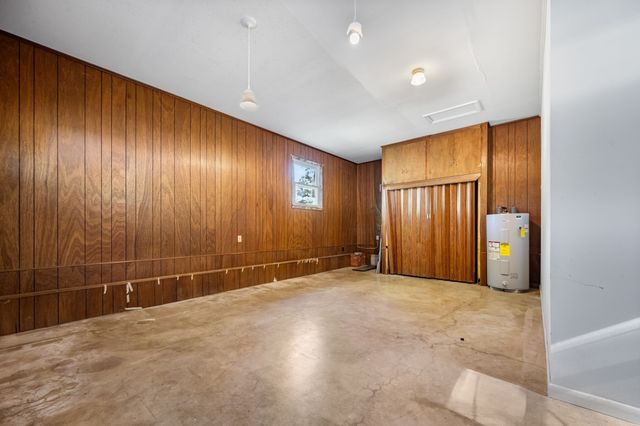 307 Golf Club Ln, Tullahoma, TN 37388