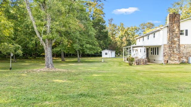 307 Golf Club Ln, Tullahoma, TN 37388