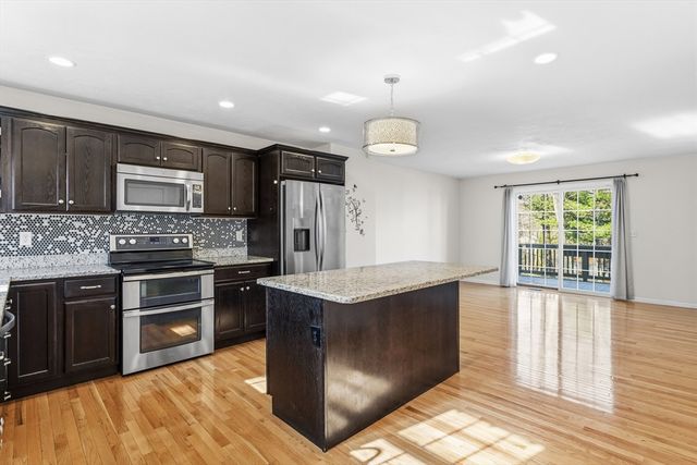 36 Norwood Ave, Ayer, MA 01432