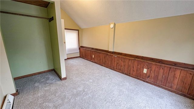 15 Pleasant Street, Auburn, NY 13021