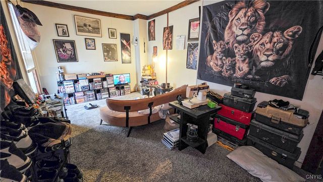 15 Pleasant Street, Auburn, NY 13021