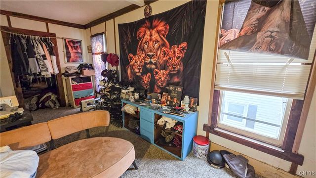 15 Pleasant Street, Auburn, NY 13021