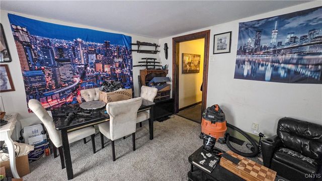 15 Pleasant Street, Auburn, NY 13021