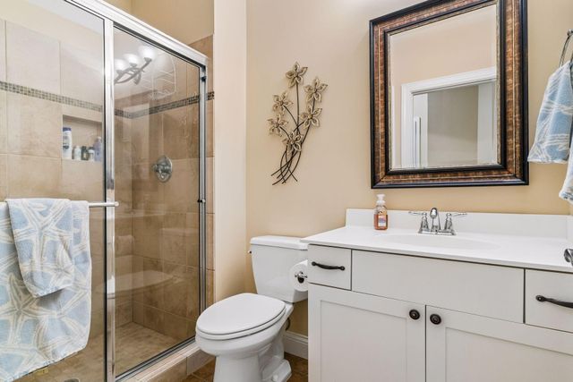 1236 Lakemoor Drive, Woodbury, MN 55129