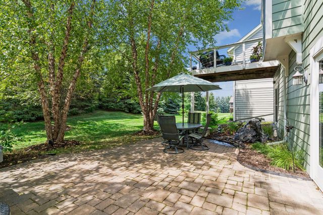 1236 Lakemoor Drive, Woodbury, MN 55129