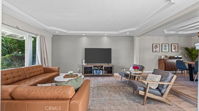 2074 N Albright Avenue, Upland, CA 91784