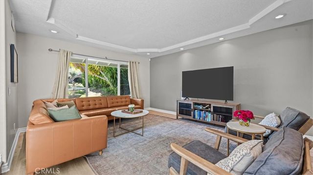 2074 N Albright Avenue, Upland, CA 91784