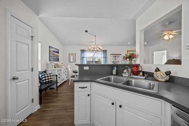 4294 Cherry Laurel Lane SE, Southport, NC 28461