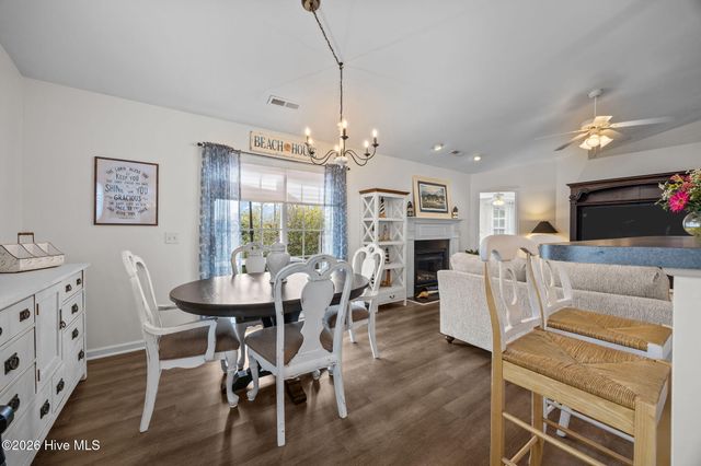 4294 Cherry Laurel Lane SE, Southport, NC 28461