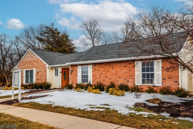 118 Selby Ct, Franklin Twp., NJ 08873