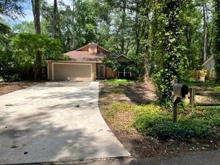 1699 Folkstone Road, Tallahassee, FL 32312
