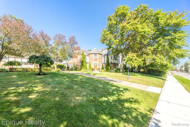 3455 Gratiot Avenue, Port Huron, MI 48060