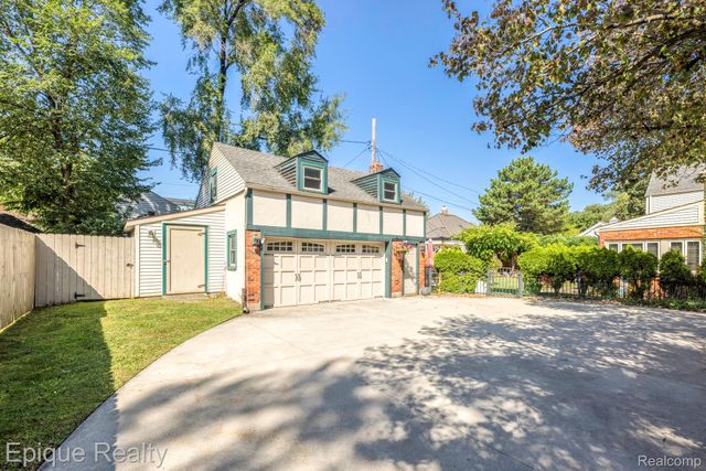 3455 Gratiot Avenue, Port Huron, MI 48060